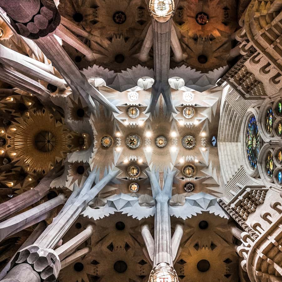 Barcelona: Sagrada Família Skip the Line Tour & Entry Ticket