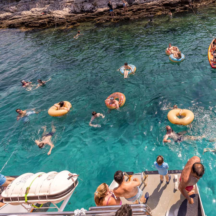 Split: Hvar, Brač, and Pakleni Cruise with Lunch and Drinks