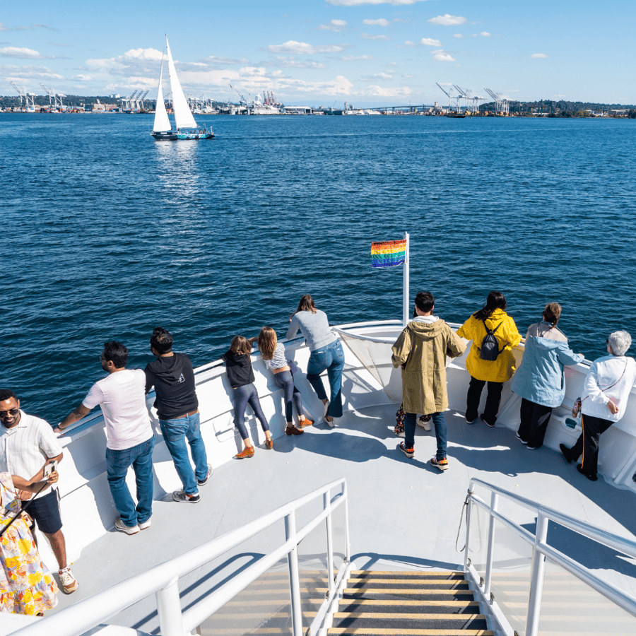 Seattle: Harbor Cruise with Live Narration