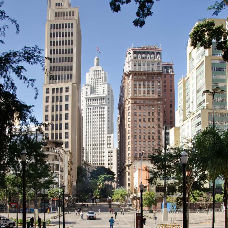 Colagem de mídia