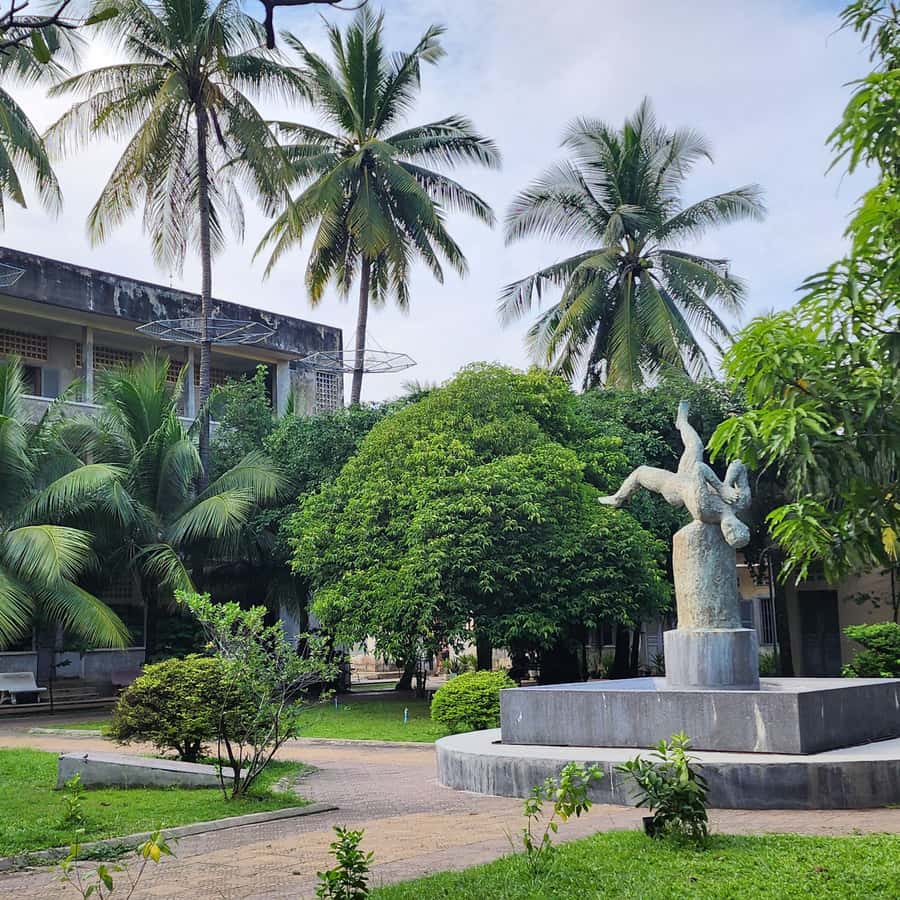Colagem de mídia