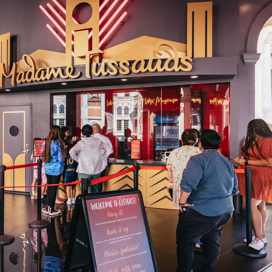 Las Vegas: Entry to Madame Tussauds with a Gondola Cruise