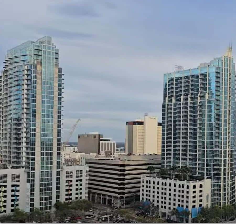 Tampa: Night Lights/Music (Karaoke Opt) Golf Cart City Tour!