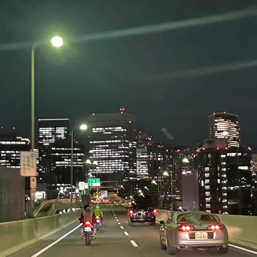 AKIRA BIKE SCENE」首都高速モーターサイクルツアー | GetYourGuide