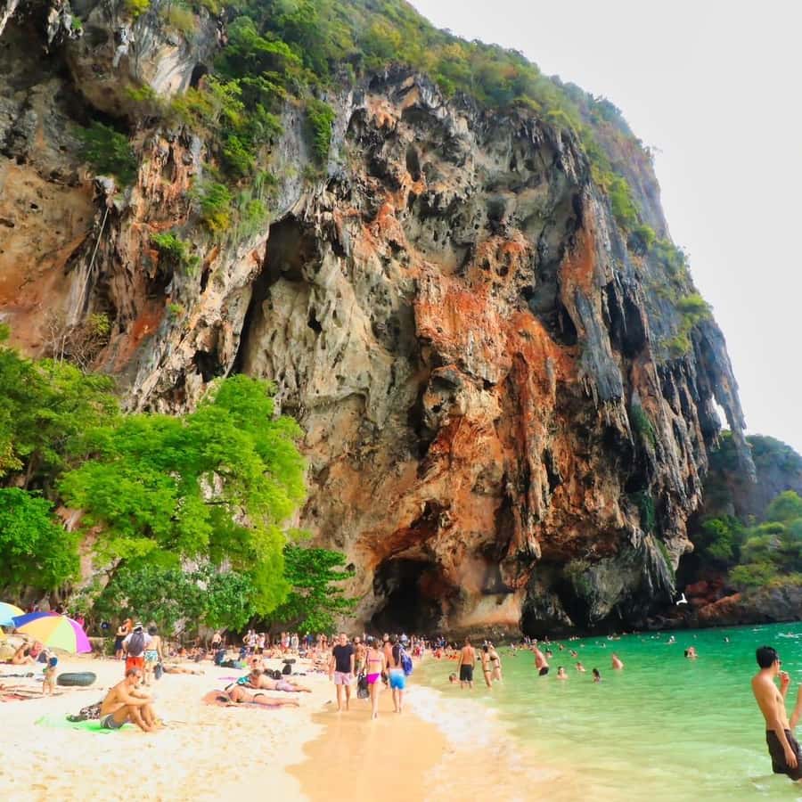 Irina Muromtsevaning porlashi