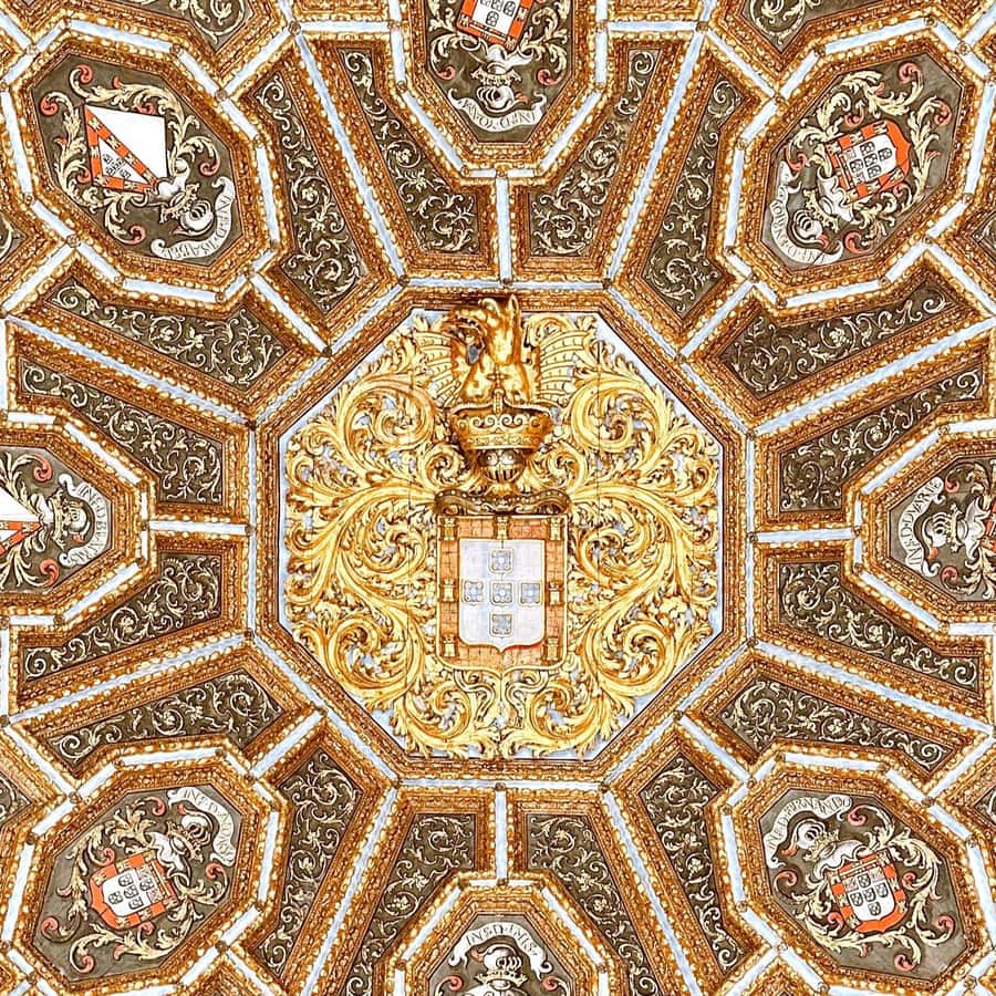 Colagem de mídia