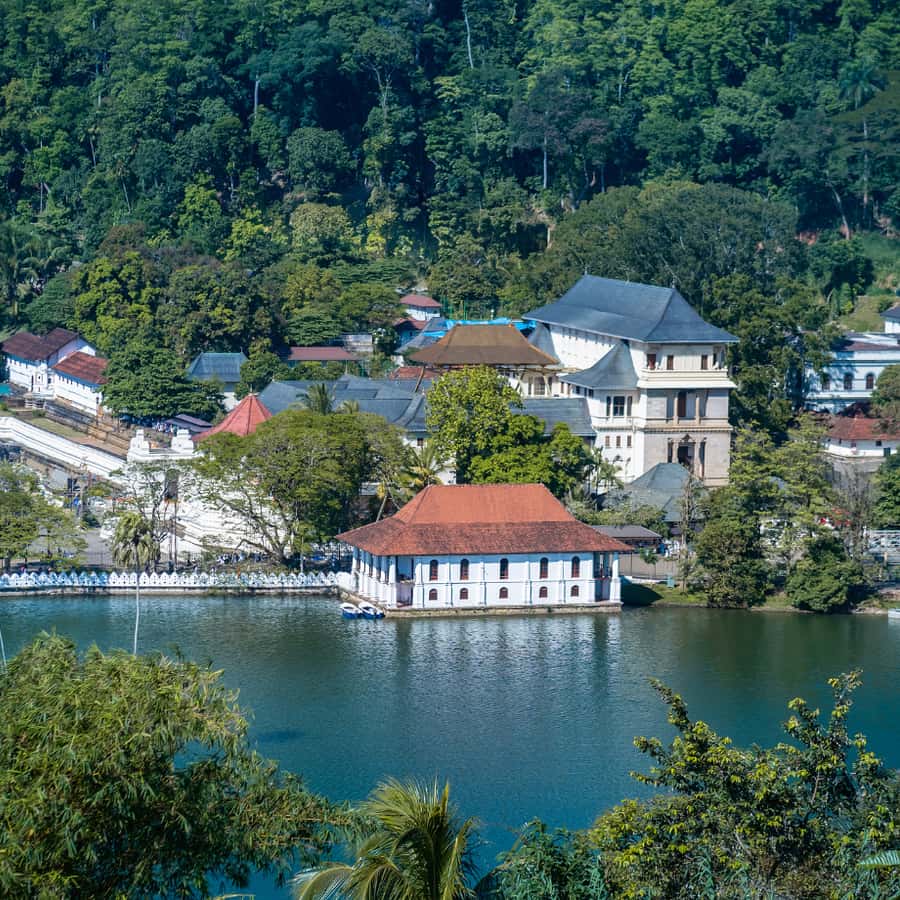Colagem de mídia