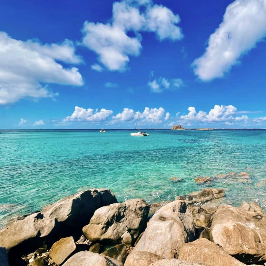 St. Martin: Catamaran Snorkel Cruise with Open Bar and Lunch