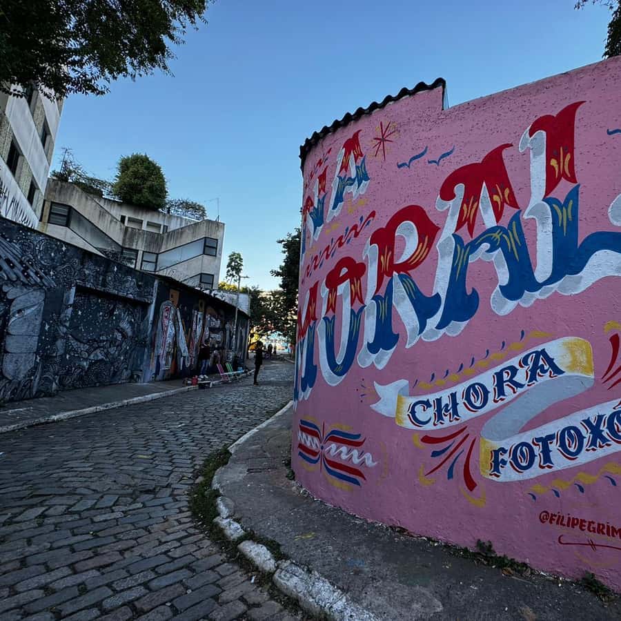 Colagem de mídia