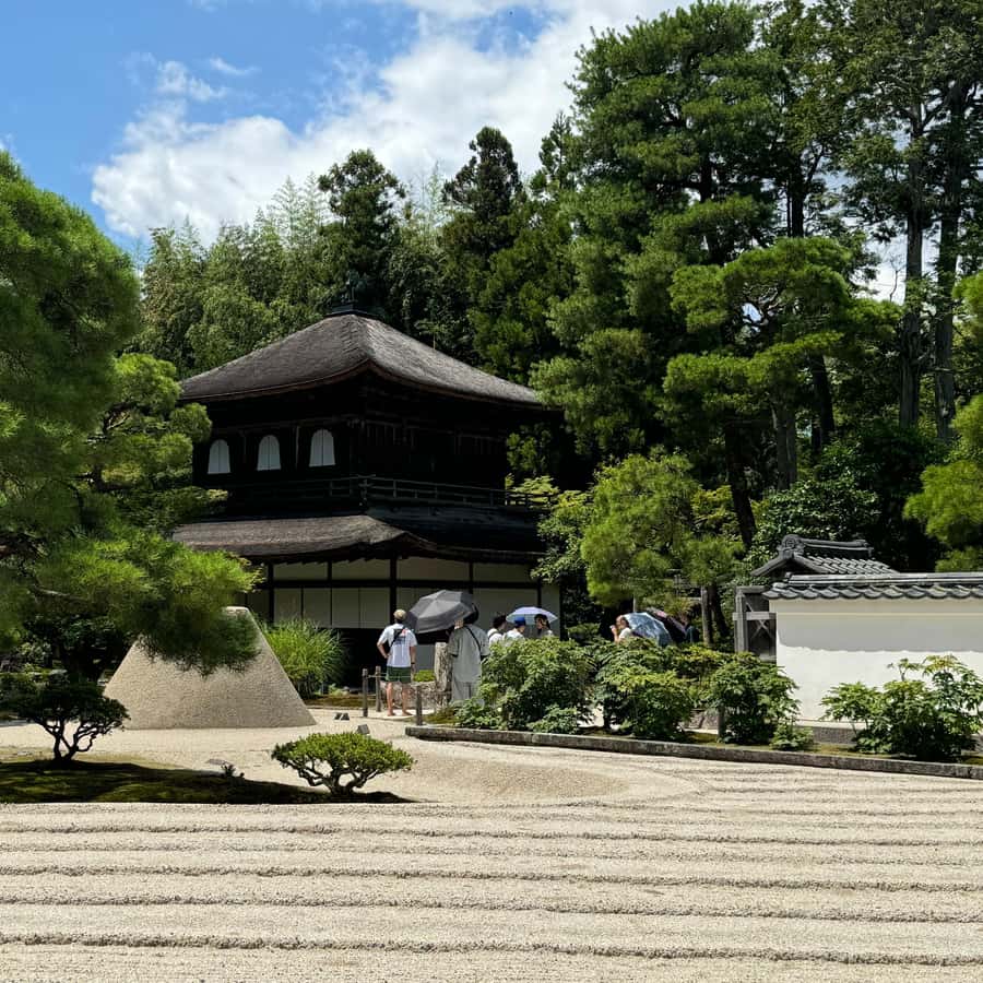 銀閣寺ペン 京都：銀閣寺、銀閣寺を1時間で巡るガイド付きツアー | GetYourGuide