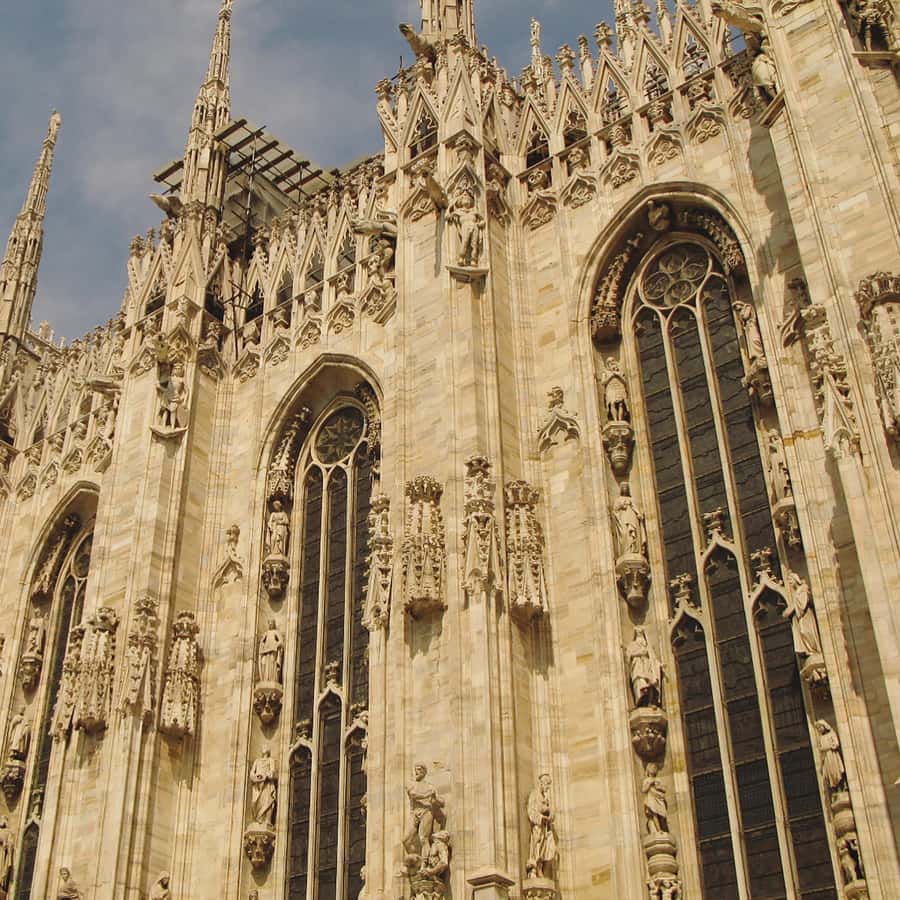 イタリア　ドゥオーモ イタリア・ミラノ】町のシンボル「ドゥオーモ」最新情報 | 地球