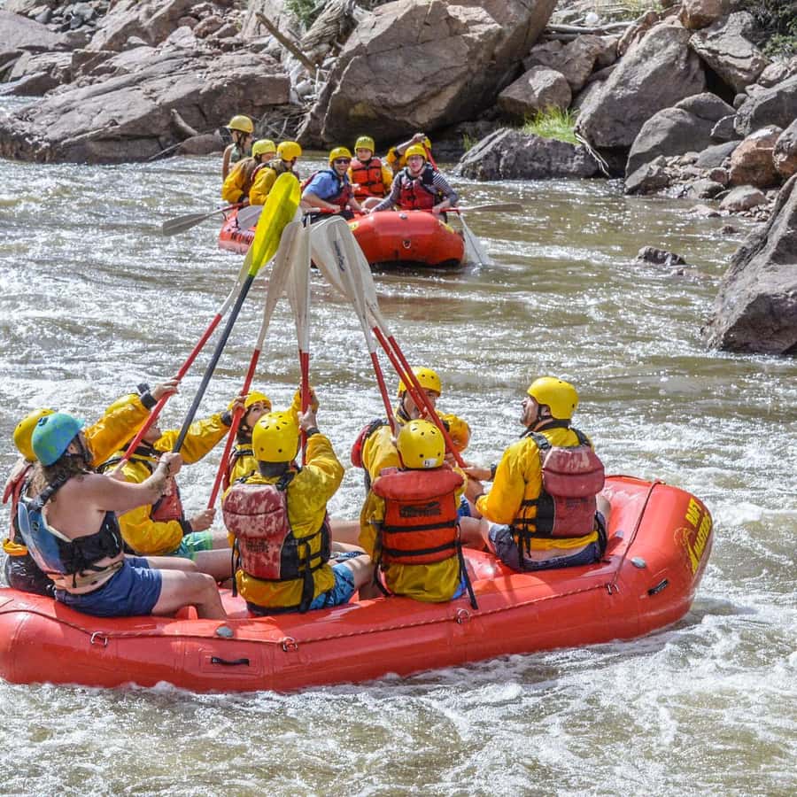 Cañon City: Royal Gorge Rafting with Wetsuit, Lunch & Photos