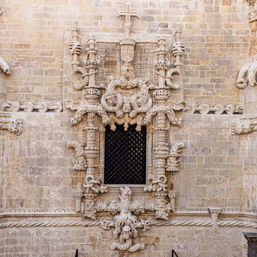 Colagem de mídia
