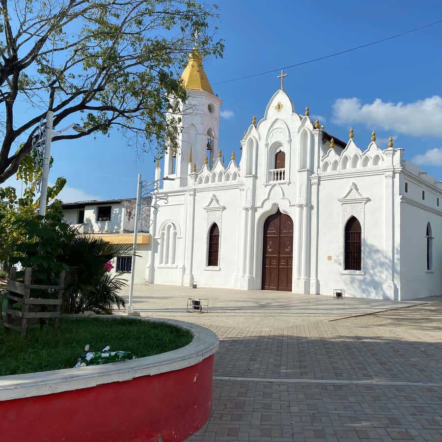 Colagem de mídia
