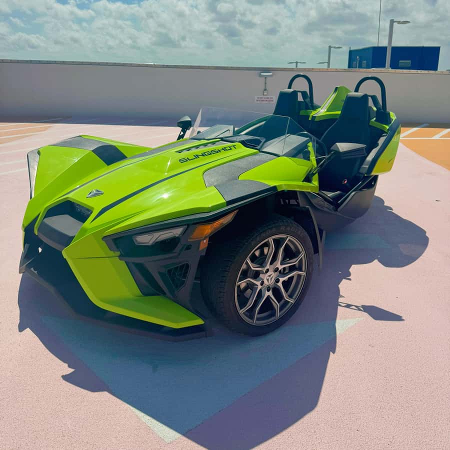 Enjoy 3 HOURS SLINGSHOT RENTAL