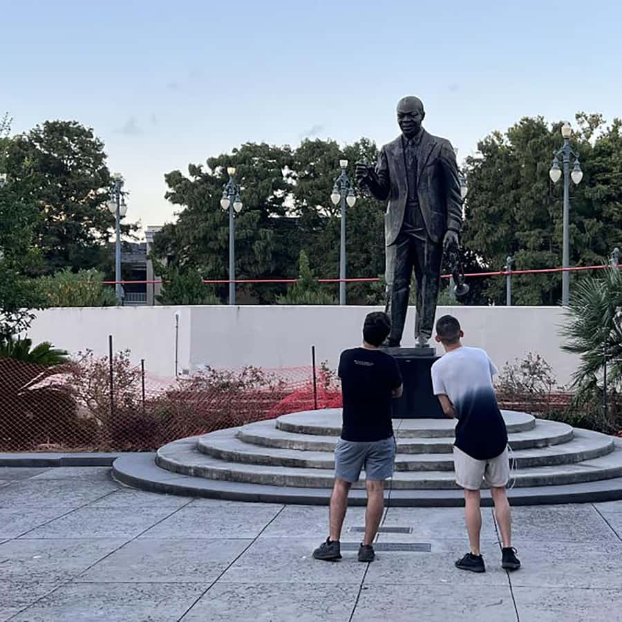 Espíritos e Feitiços: Caminhada Fantasmagórica em Nova Orleães |  GetYourGuide, image size:900x900