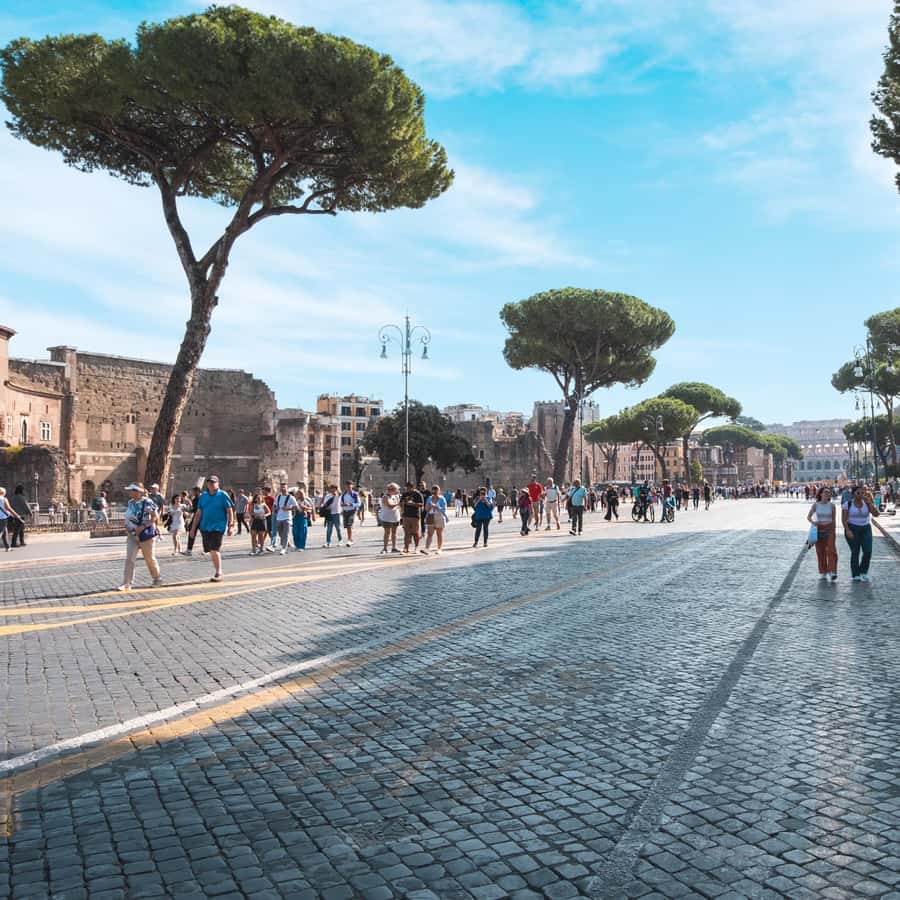 Rome: City Highlights Golf Cart Tour