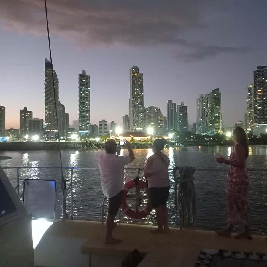 Colagem de mídia