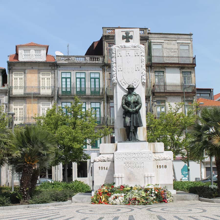 Colagem de mídia