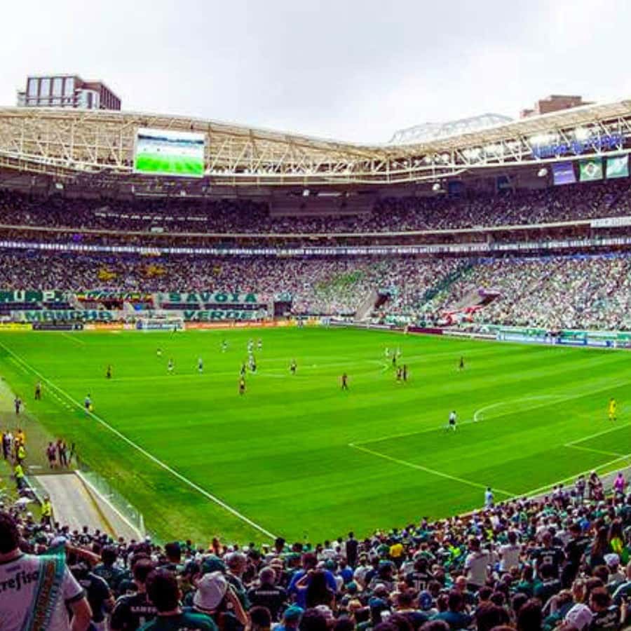 Colagem de mídia