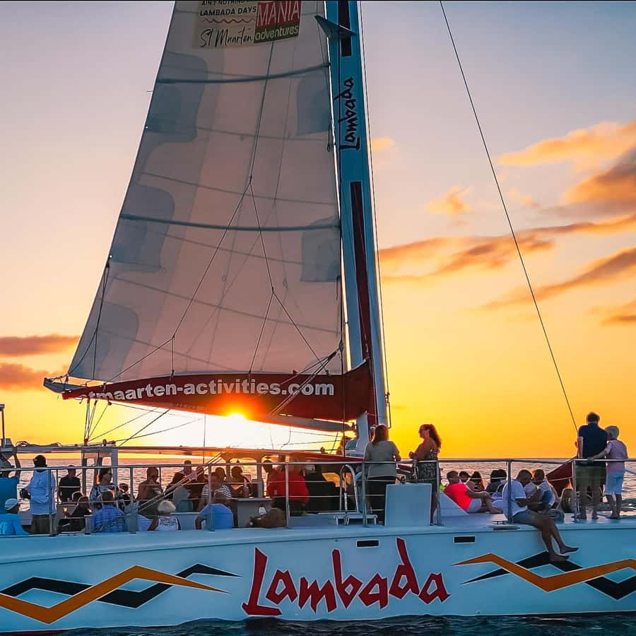 Simpson Bay: Lambada Sunset Cruise of Sint Maarten
