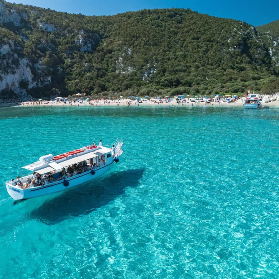 Cala Gonone: Guided Boat Tour to Cala Luna Beach