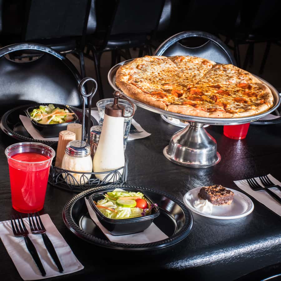 Orlando: The Outta Control Magic Comedy Dinner Show