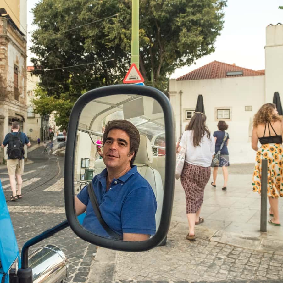 Colagem de mídia