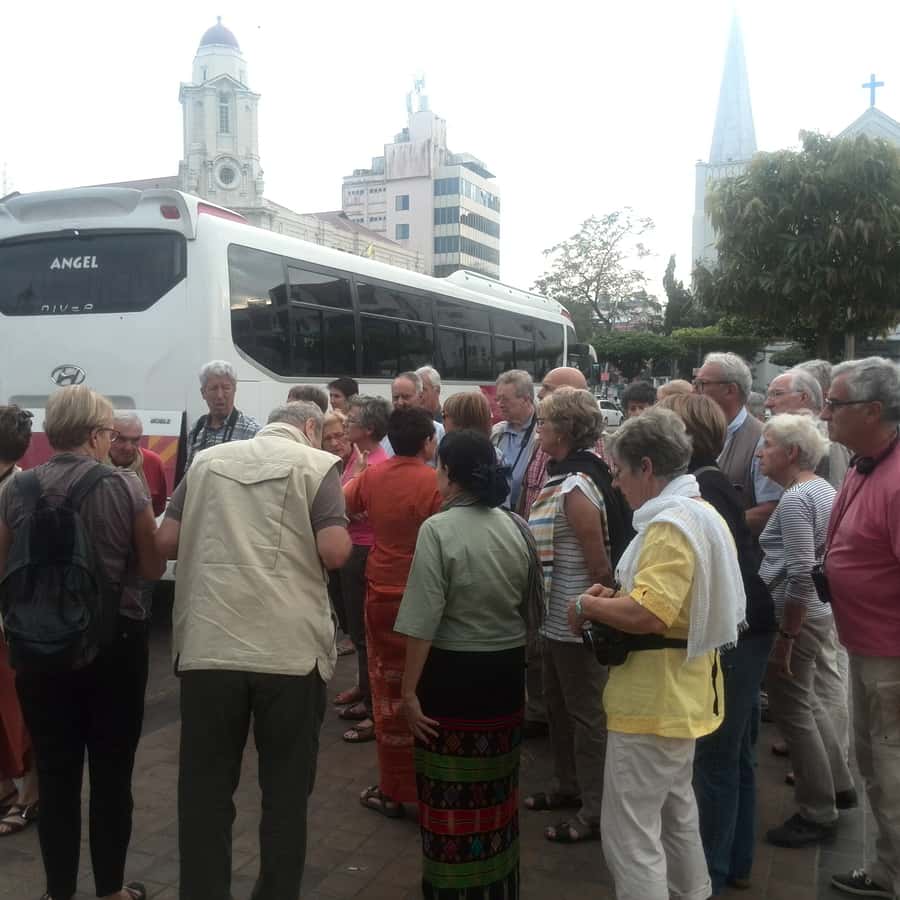 Colagem de mídia