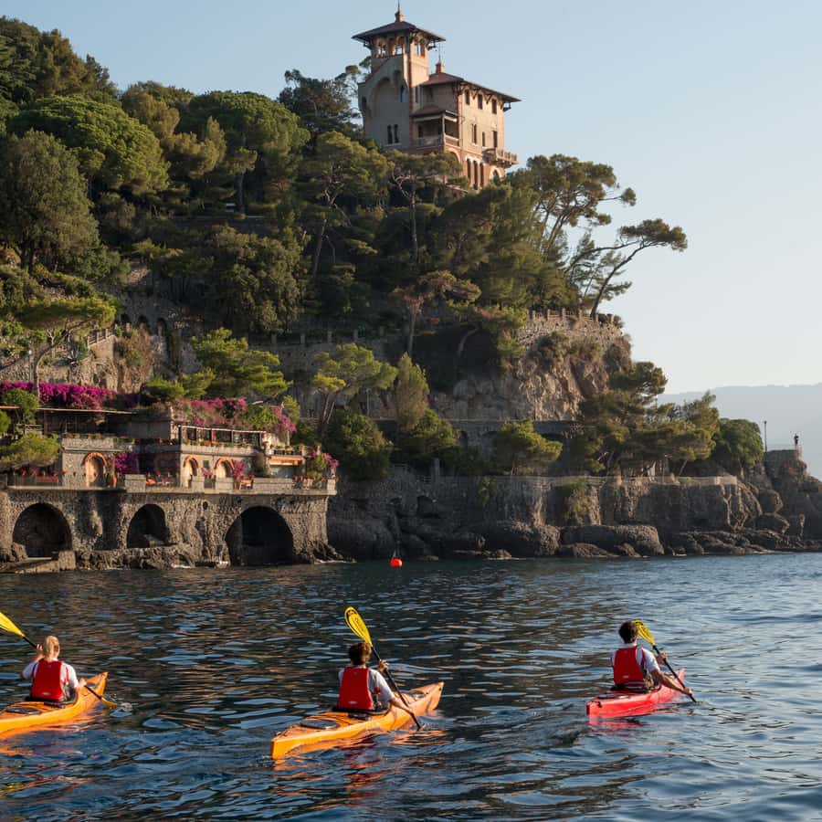 Easy Kayak Tour to Portofino with Optional Snorkeling