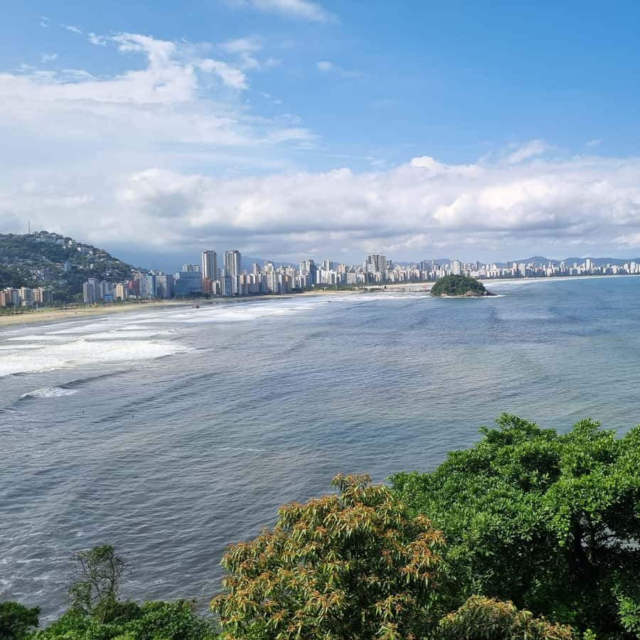 Colagem de mídia