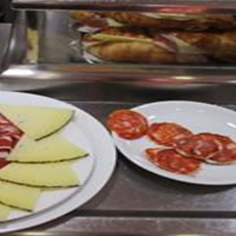 Colagem de mídia