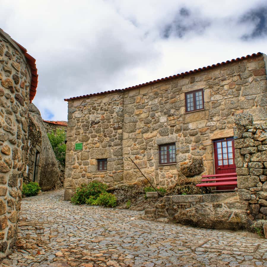 Colagem de mídia