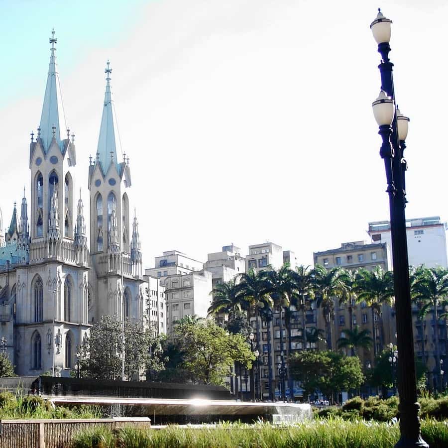 Colagem de mídia