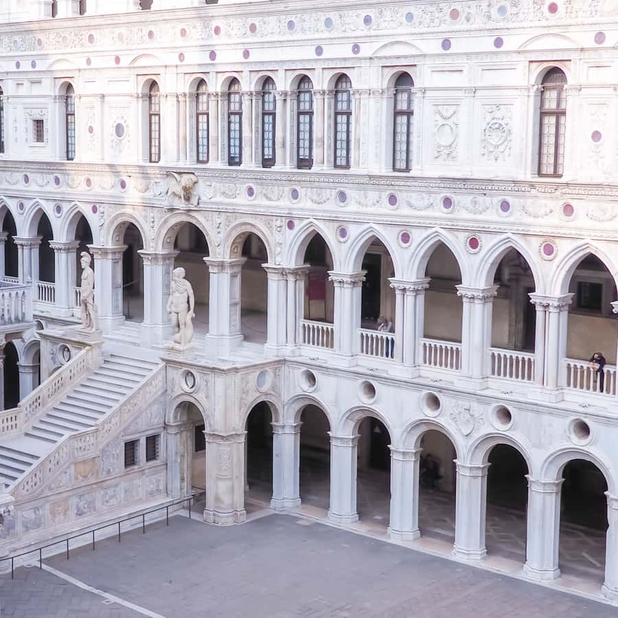 Galerie média