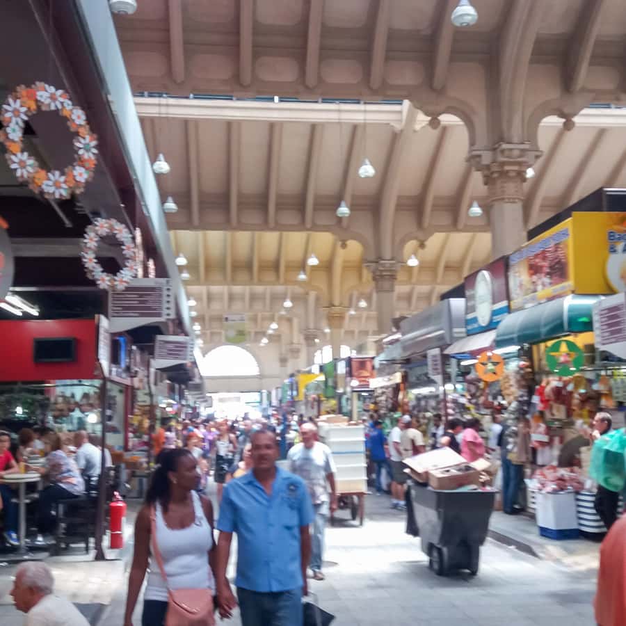 Colagem de mídia