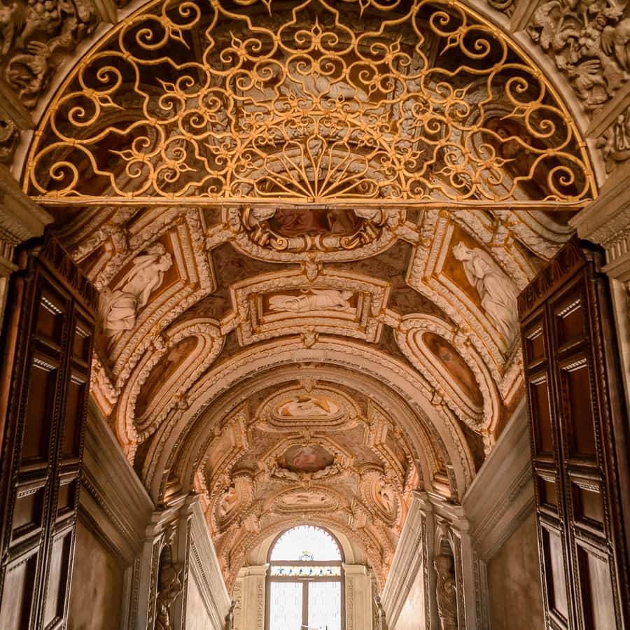 Colagem de mídia