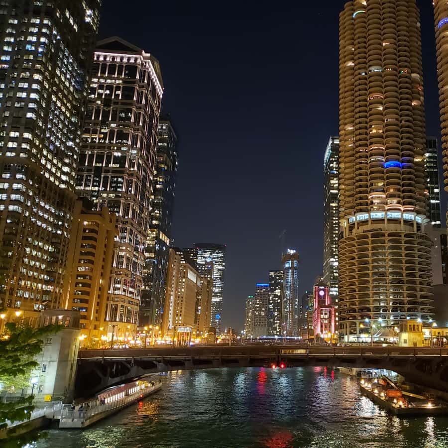 Chicago: 90-Minute River and Lakefront Cruise at Night