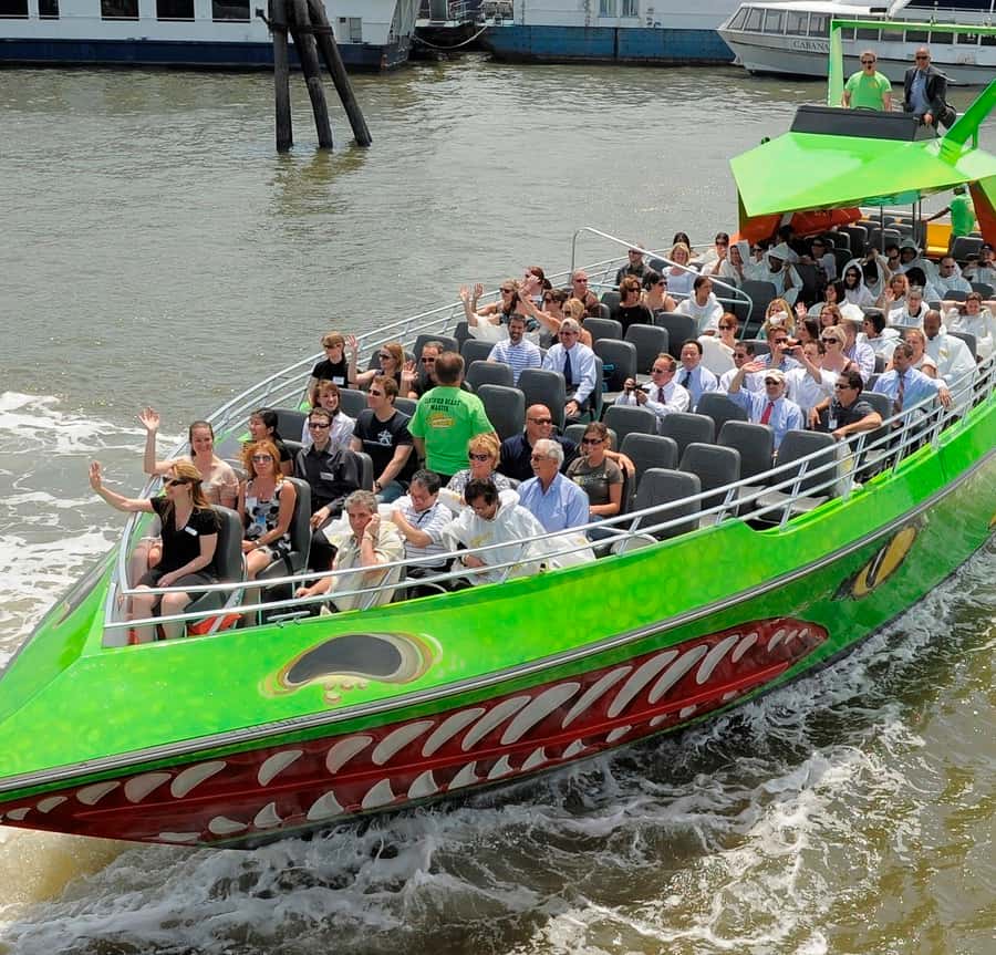 NYC: Circle Line Speedboat Skip the Box Office Ticket