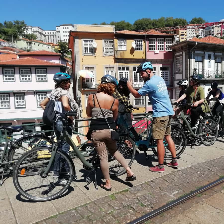 Colagem de mídia