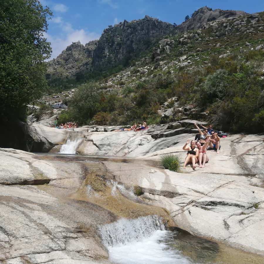 Colagem de mídia