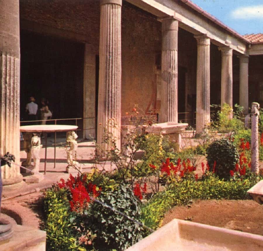 Colagem de mídia