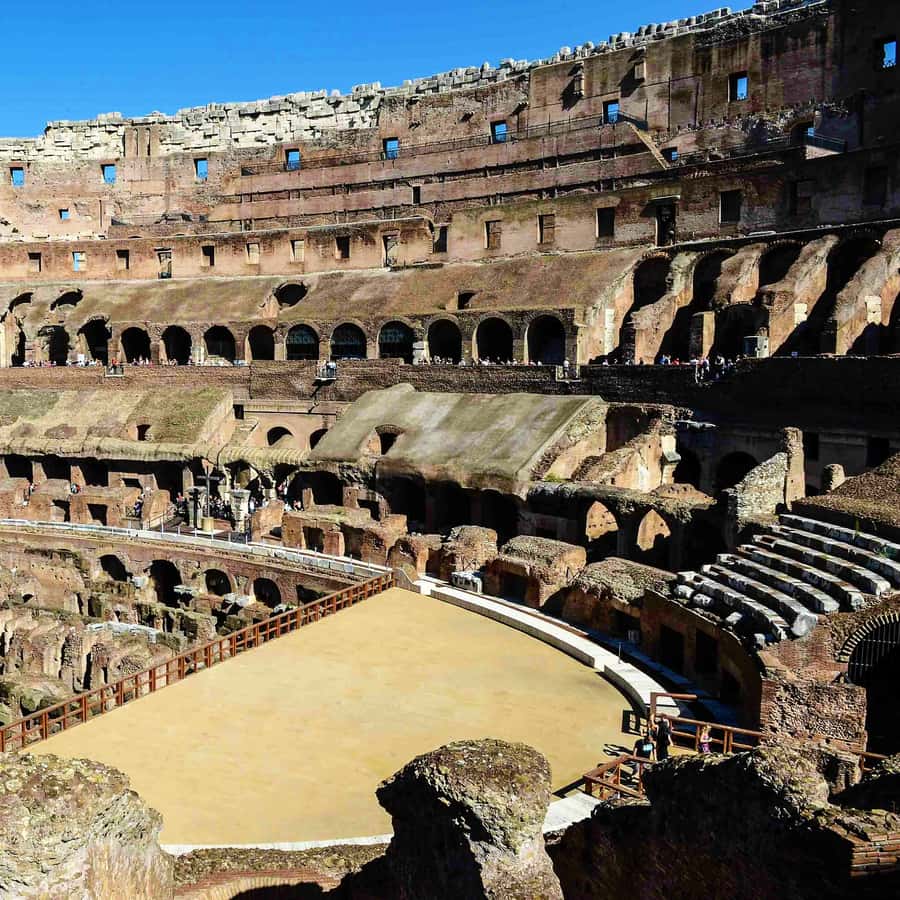 Roma: Vaticano, Coliseo y Plaza Mayor con almuerzo y coche | GetYourGuide, image size:900x900