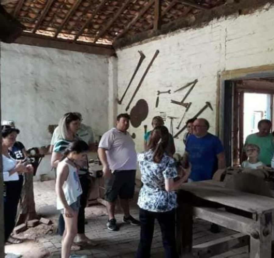 Colagem de mídia