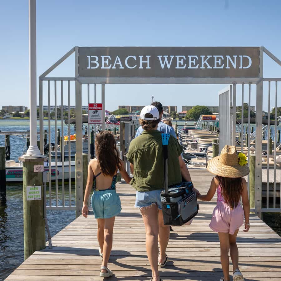 From Fort Walton Beach: Crab Island Excursion