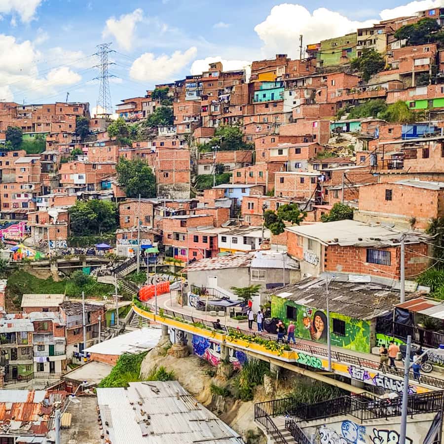Colagem de mídia