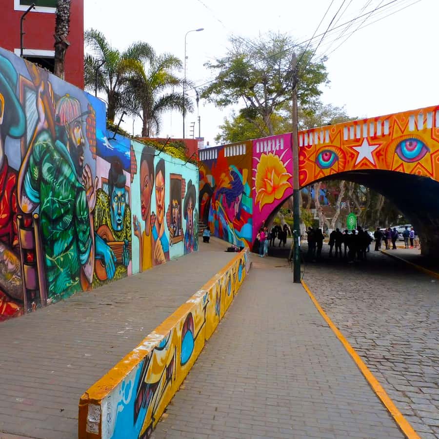 Colagem de mídia