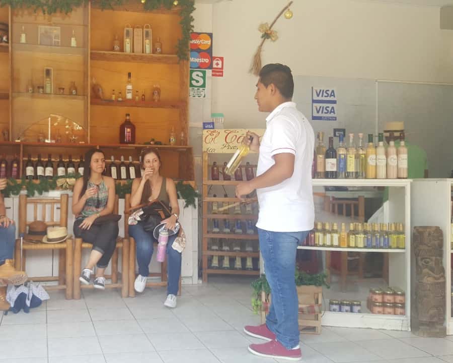Colagem de mídia