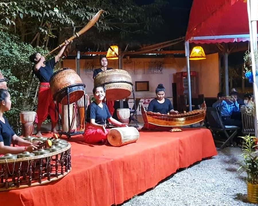 Colagem de mídia