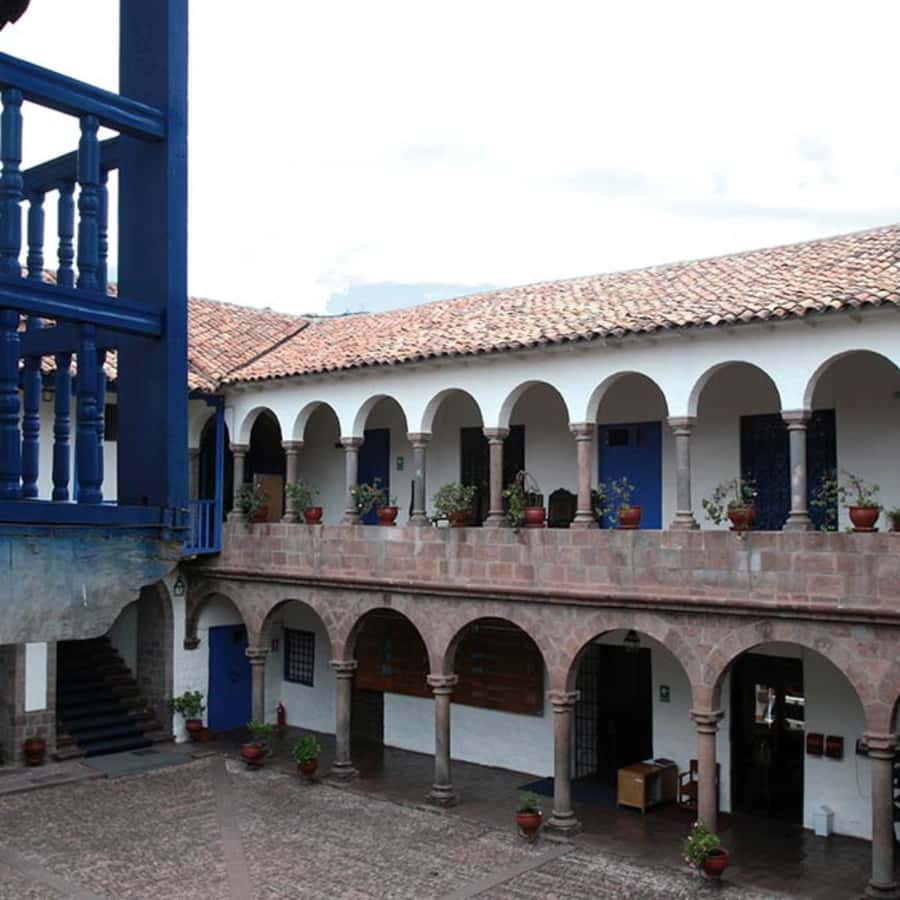 Colagem de mídia